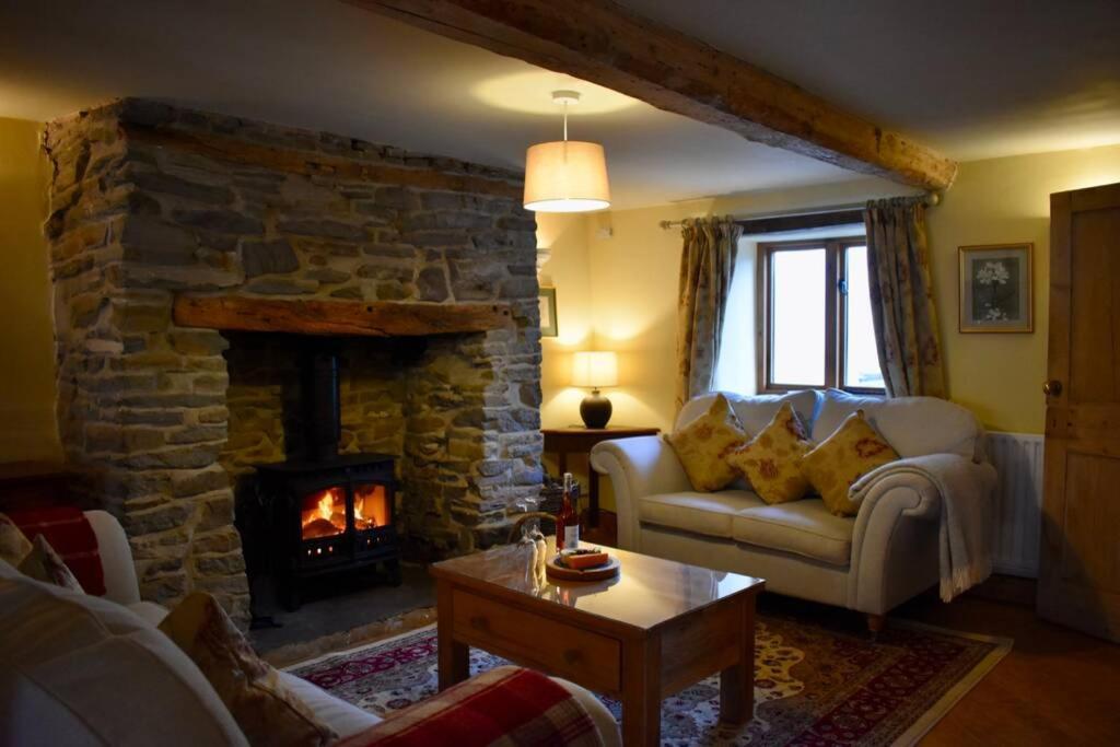 Cross Keys Cottage Holiday Let Bishop's Castle Buitenkant foto